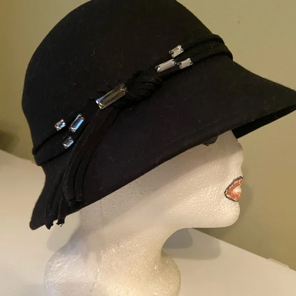 Cute Black Wool Callanan Cloche Callanan Wool Felt Cloche with Jet Stones Winter Hat Black  main image 2
